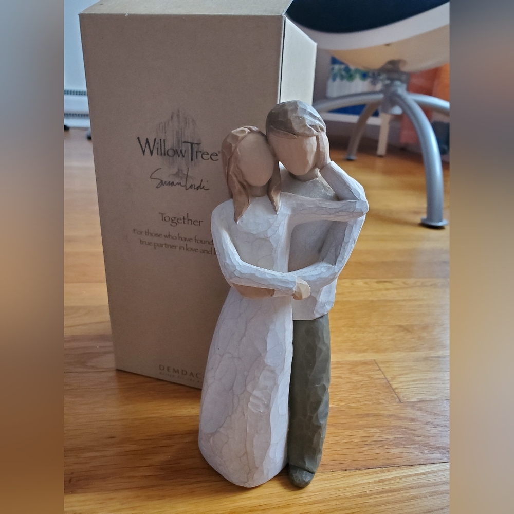 Vintage Authentic Willow Tree by Susan Lordi - Together Figurine With Box